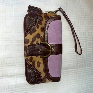 VINTAGE- Cheetah coach hand back!